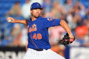 Jacob deGrom : Sign with Rangers | where was born